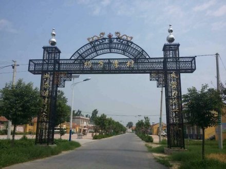 牌坊大門_鐵藝牌坊大門價格_牌坊大門廠家