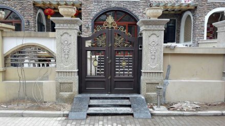 <b>濰坊鋁藝大門外觀美的體現(xiàn)？</b>