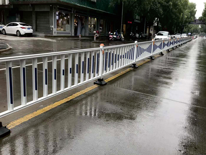 你可知交通道路護(hù)欄和城市形象有何關(guān)系？