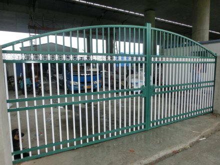  廊坊鋁藝護(hù)欄別墅工廠-百度推薦